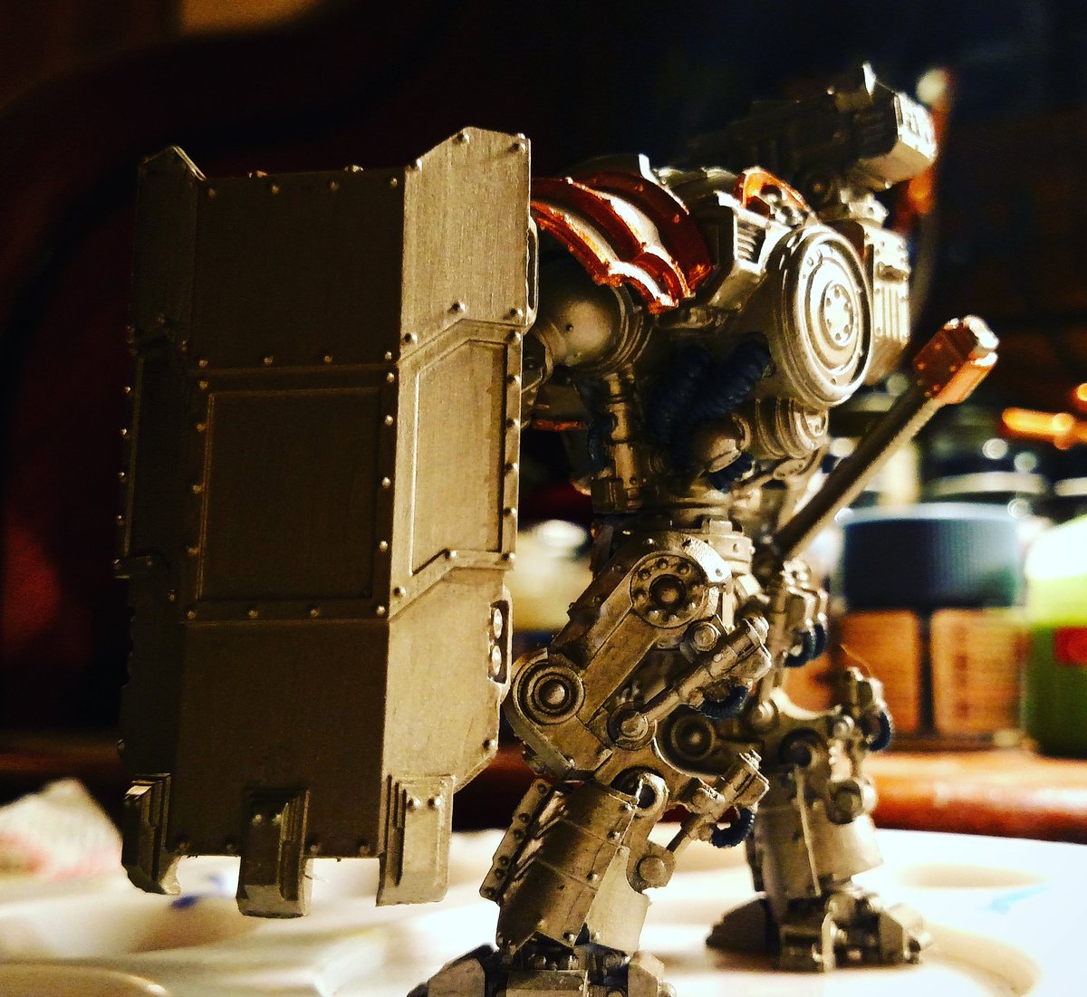 BlancharMark's tweet photo. Rear view of last evening's work. #warhammer40k #warhammer30k #circleofiron https://t.co/kf4FglTvhV