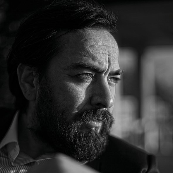 "Deneyim ezberden âlâdır. Ezber beynimizde ciddi bir ilerleme engeli yaratır. Oysaki deneyim bir 'dil öğrenme gücü'dür" diyor Prof. Dr. Uğur Batı. Peki bunun Kesik Burunlar kabilesiyle ne ilgisi var? Yanıtı Okul Mag'da