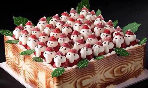 イナバの物置みたい？サンタさんが大量に乗ったケーキがマジでイナバ物置ｗｗｗ