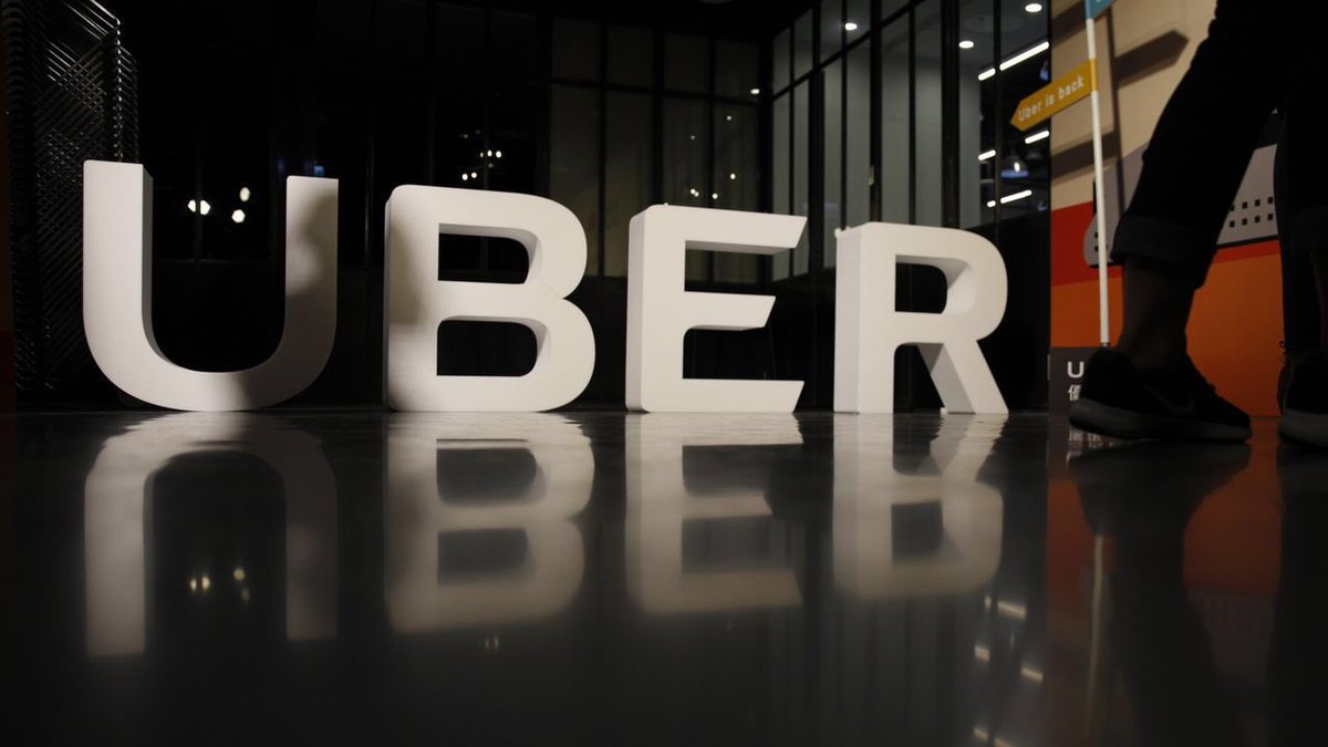 FabioDeMasi's tweet photo. Welcome to #Ubernomics Wie sich #Uber Wirtschaftswissenschaften kauft. Ein Lehrstück über Unabhängigkeit von Wirtschaftsweisen & Co https://t.co/RyKt50lxUv @norberthaering https://t.co/KM4y1vDkUS