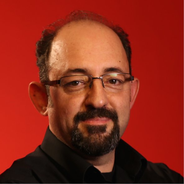 Prof. Dr. Sinan Canan: "Duygularımız aslında bir nevi 'yaşamsal önem dedektörleri' gibidir. Bir şekilde duygularımızla ilişkilendirilen deneyimler beynimizde daha önemli addedilir ve daha uzun zaman boyunca kayıt altında ve hatırlanabilir tutulur." Okul Mag no.1