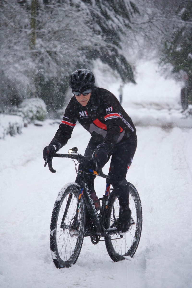 CRAZY KEN! <a href="/endura/">John Peters</a> put through it's paces