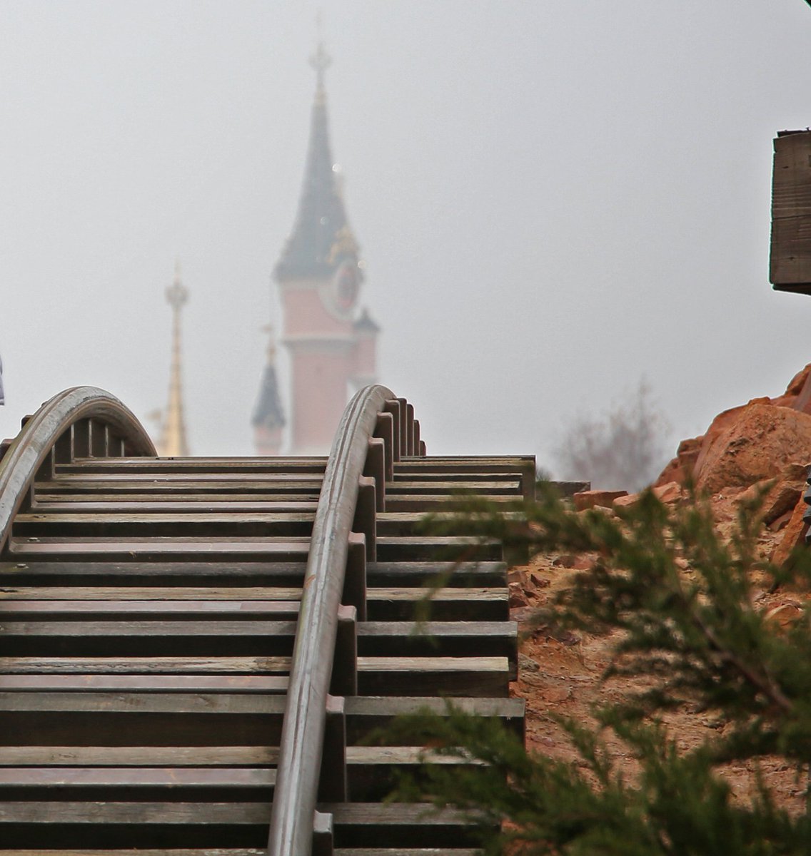 ThunderideBTM's tweet photo. Jolie perspective.... Bon dimanche à tous! #bigthundermountain https://t.co/wzE6lAJ1fn