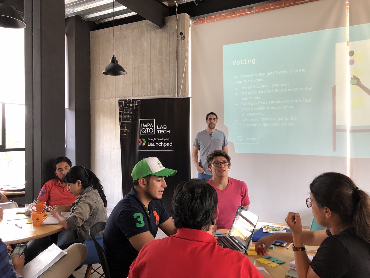 frankpellegrini's tweet image. Liderando el #DesignSprint @Google #IMPAQTOLabTECH #Launchpad Start con @nicobf // @IMPAQTOec @danielaperalvo @FeryAldrette @solsona