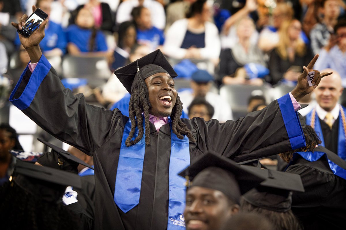 GeorgiaStateU's tweet image. It's almost time #GSU17, commencement week begins TOMORROW!! Find ceremony info, FAQS, and more, here: ow.ly/ns2Y30h4Isc 💙😁🎓 #GeorgiaState #graduation #GSU
