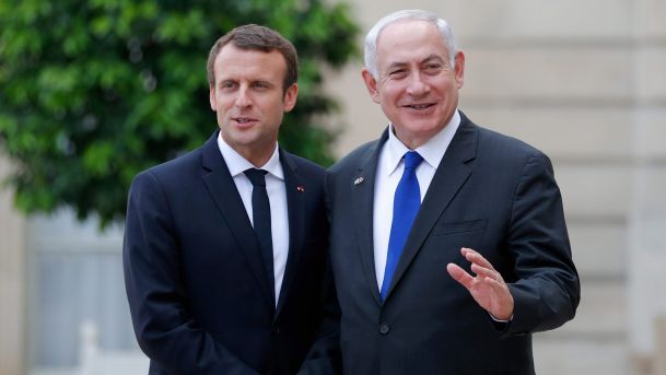 IsraelenFrance's tweet photo. Aujourd'hui le @IsraeliPM #Israel-ien🇮🇱 Netanyahu est reçu par le Président français @EmmanuelMacron 🇫🇷 à @Elysee https://t.co/RuDDddBqNS