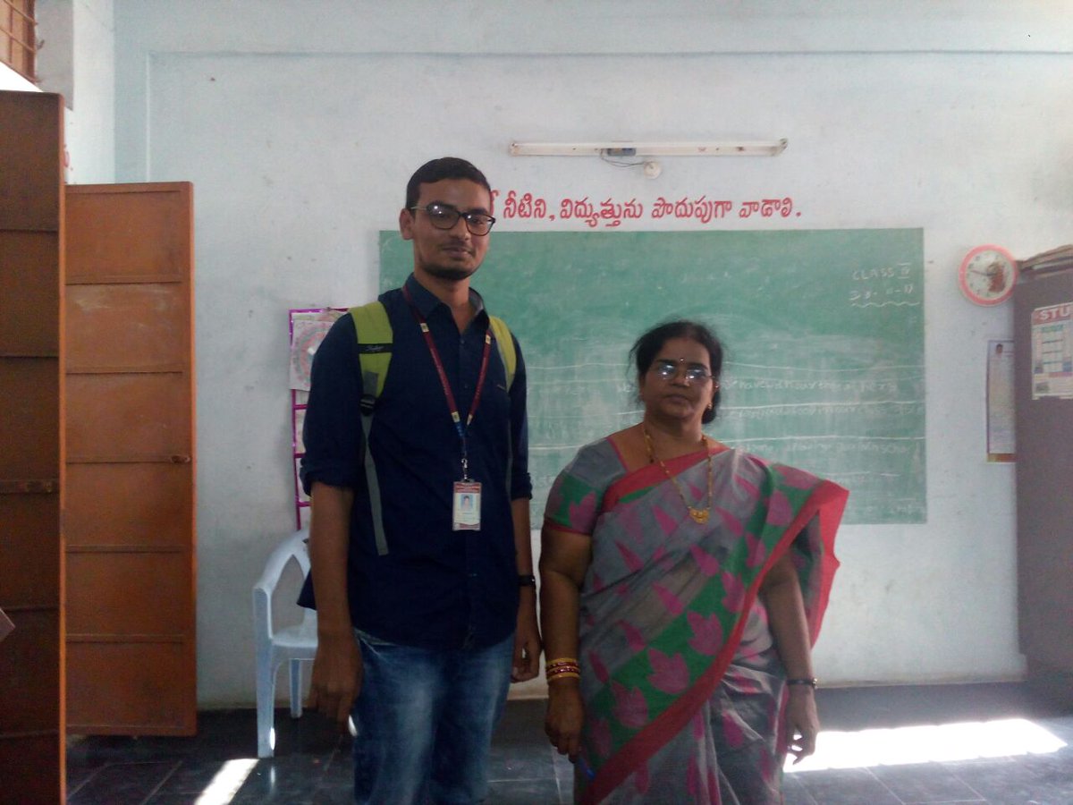 Mahamma49814428's tweet photo. #APjanmabhoomi #Digitalliteracyprogramme  . had a great time at SMC pattabhipuram https://t.co/JkfRaisUh8
