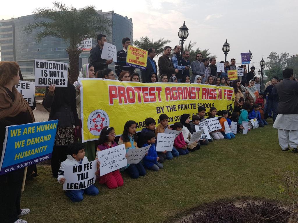 FaiqaSalman's tweet photo. Parent Action Society @PacParents  will keep on protesting until the school fee is made affordable. Despite clear court orders many elite schools still haven't lowered fee. 
#NoFeeTillLowFee https://t.co/KoHFcXF2Of