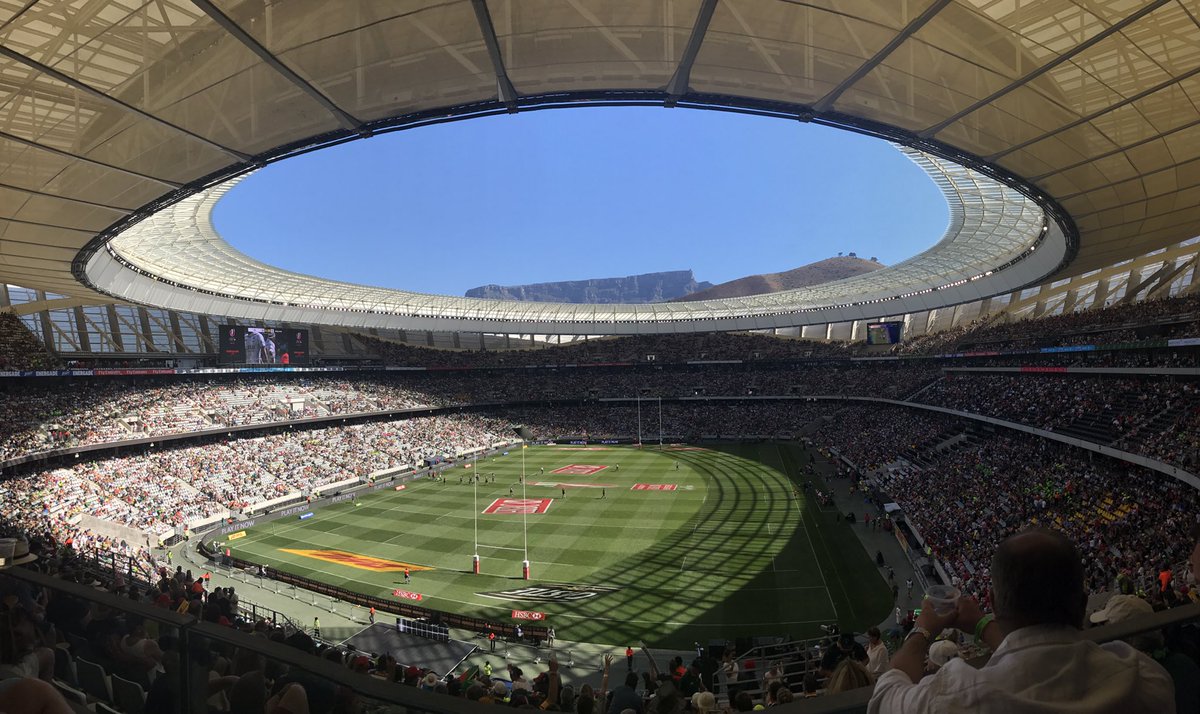 The Impressive <a href="/CapeTown/">ᑕᗩᑭE TOᗯᑎ</a>Stadium host to the 
<a href="/CapeTown7s/">HSBC SVNS Cape Town</a> ! @CapeTown <a href="/SouthAfrica/">Visit South Africa</a>