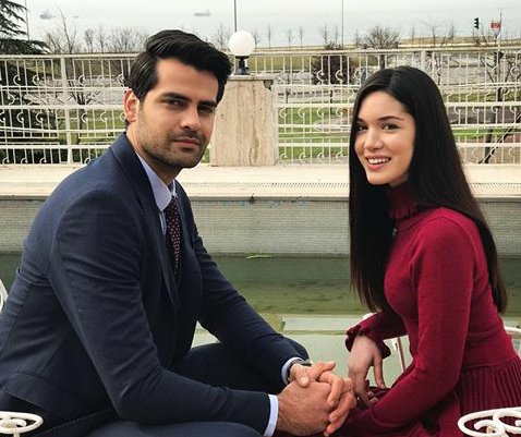 Bugün 17. Olduk yarın o kadar düşmeyelim 😊 neredesiniz ahaliii #AdınıSenKoy #ZehÖm #ErkanMeriç #HazalSubaşı #Prisoneroflove #Mipcom2017 #Mipcom #Cannes #Cannes2017 #Bestmodeloftheworld #TürkiyeÜçüncüGüzeli #HazEr