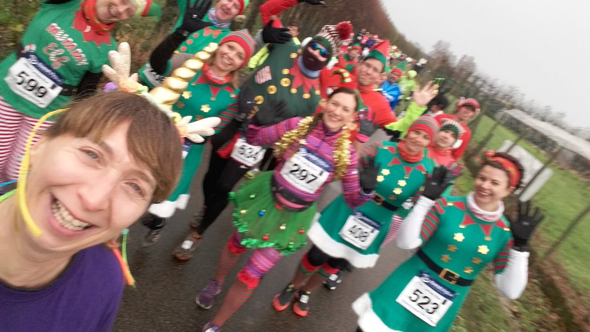 OnePint's tweet photo. Fabulous fun at #theturkeyrun - it was SO muddy. @SelfieSunRun won best non team/club AGAIN 👍but the unicorn fur had to be sacrificed at 9k.. https://t.co/TZzkoSirwQ