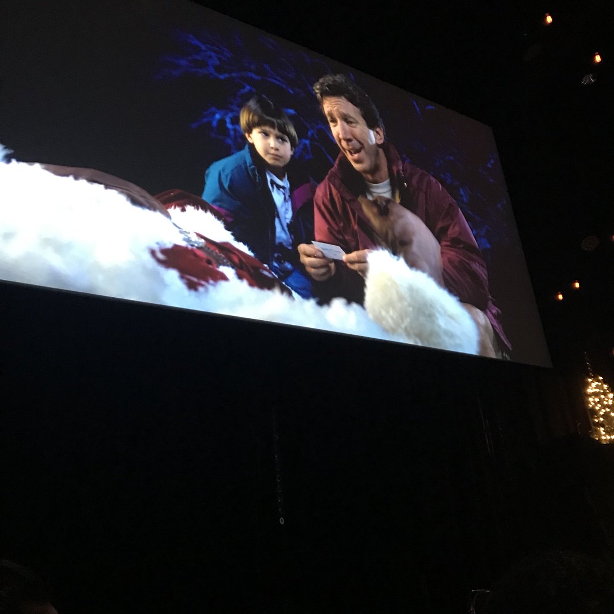 she_found_mercy's tweet photo. In order for us to become new, something has to die. 🎅🏼 #lessonsfromthesantaclause #ChristmasAtLifePoint #ChristmasAtTheMovies @lifepointcville @MikeBurnette https://t.co/nis2L5yoiD