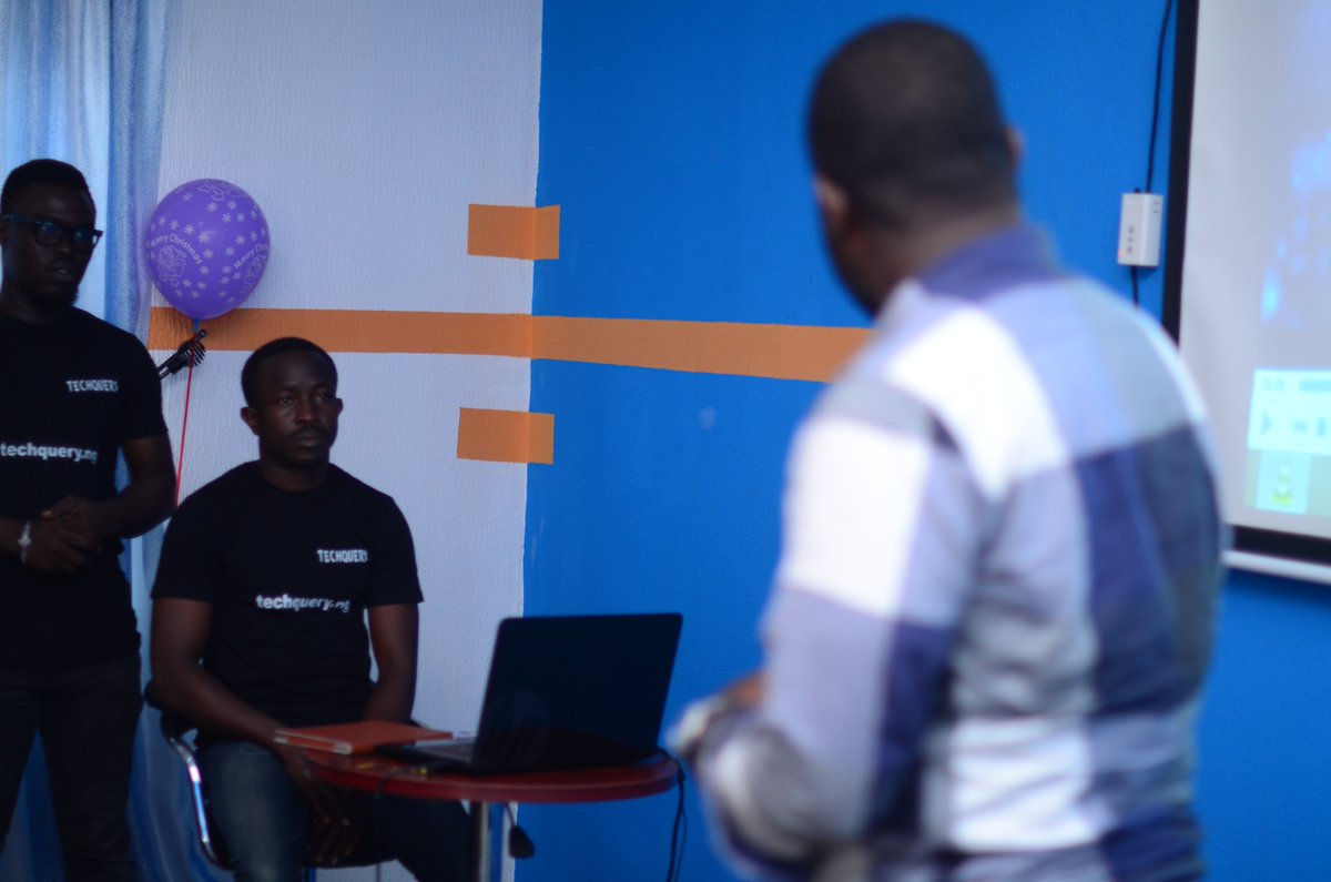 techquery_'s tweet image. Mr. Inyang unveiling techquery.ng.
#techquery.ng