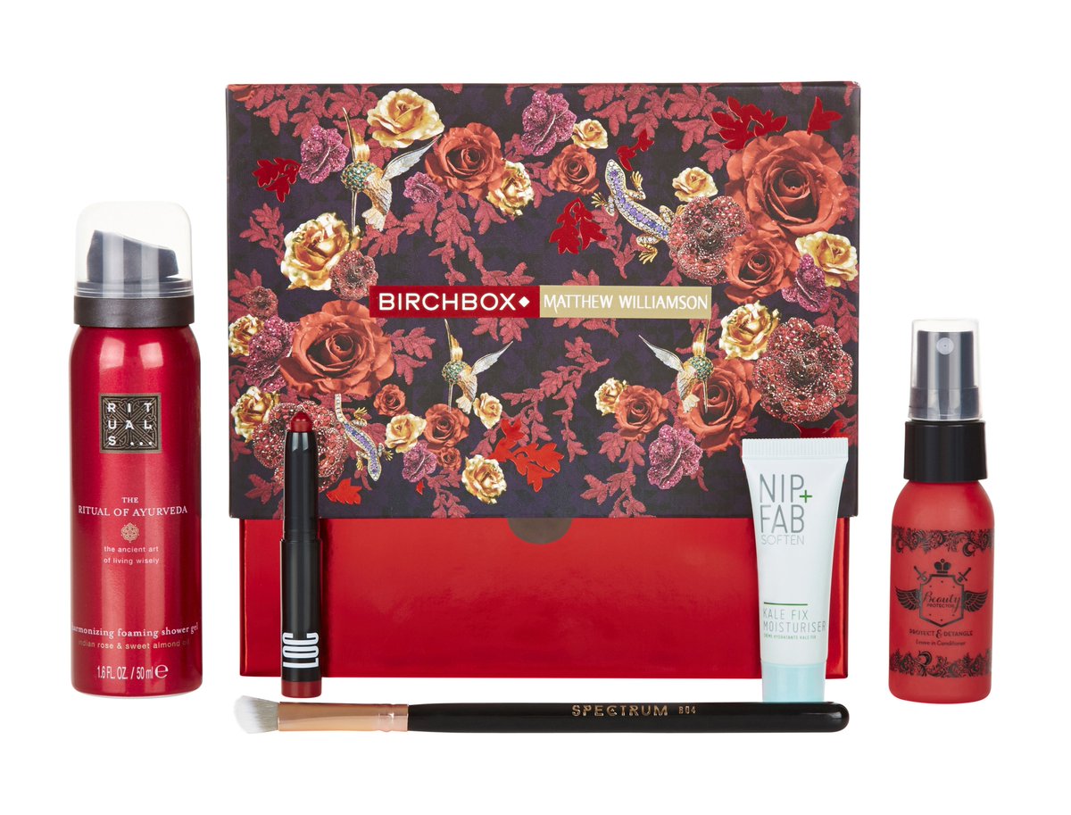 coconutcollab's tweet photo. Looking for the perfect beauty gift for her this Xmas? Make spirits bright as we've teamed up with @birchboxuk to giveaway 6 months subscription to ONE lucky winner! 
To #win:
1️⃣Follow @coconutcollab and @birchboxuk 
2️⃣Tag your besties to share the sparkle 
Comp ends 15/12 https://t.co/Fn87JgaF0O
