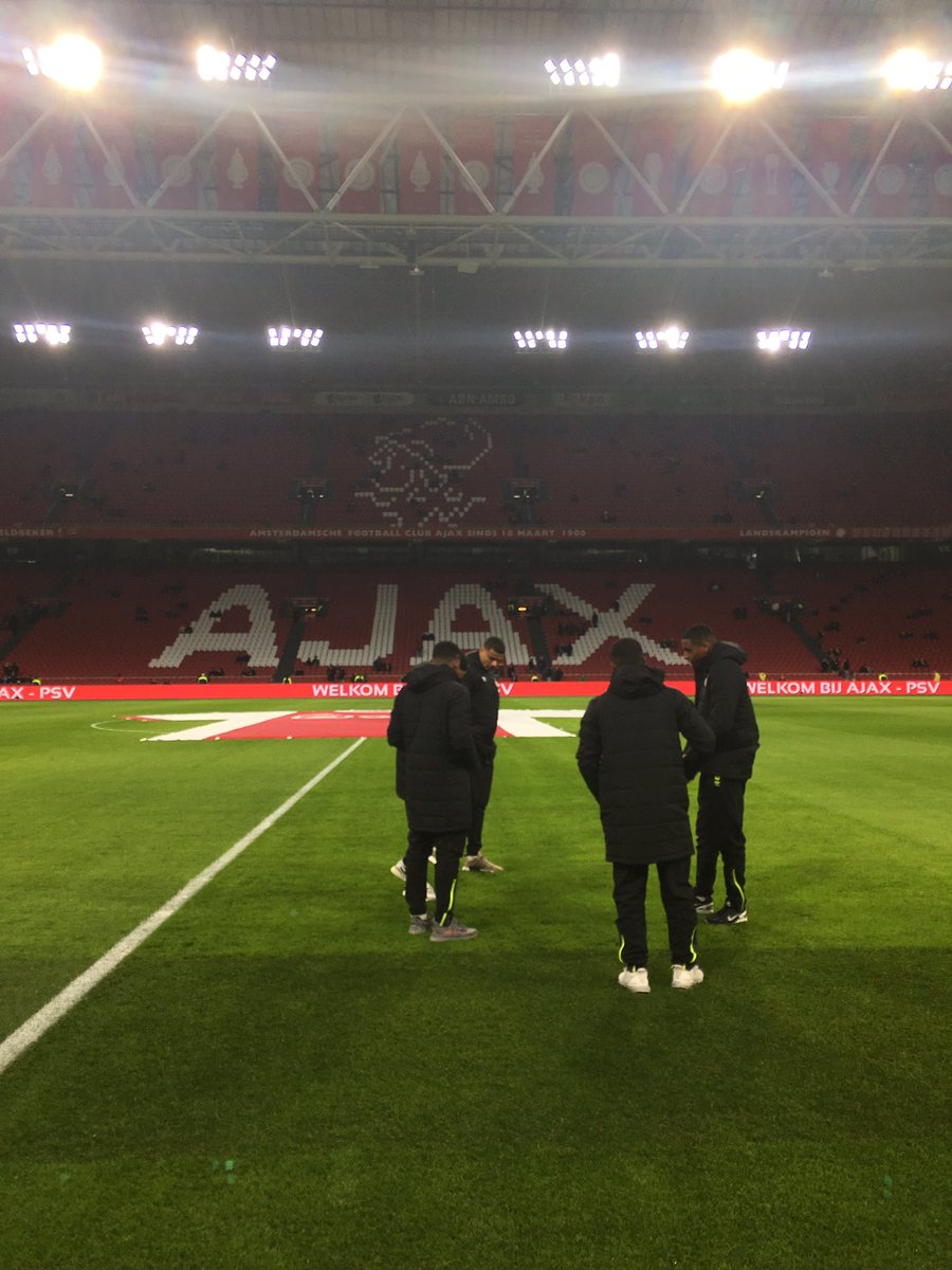 ⏱ | Update: de wedstrijd Ajax - PSV is een kwartier uitgesteld. De wedstrijd begint nu om 17.00 uur. 

#AJAPSV