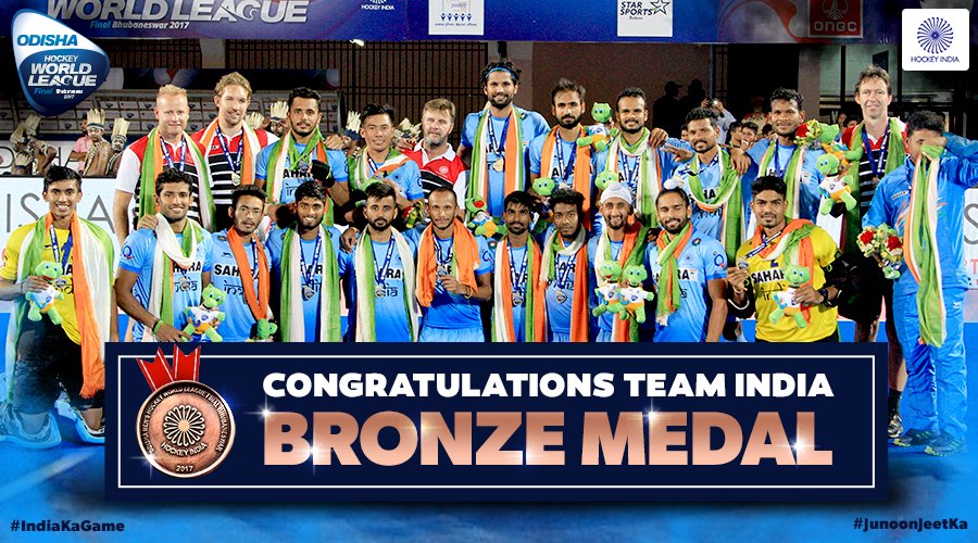 The pride on their faces is heartening to see! Congratulations are in order as Team India accepted their Bronze Medals at the Odisha Men's #HWL2017 Final in Bhubaneswar on 10th December 2017. 

#JunoonJeetKa #INDvGER