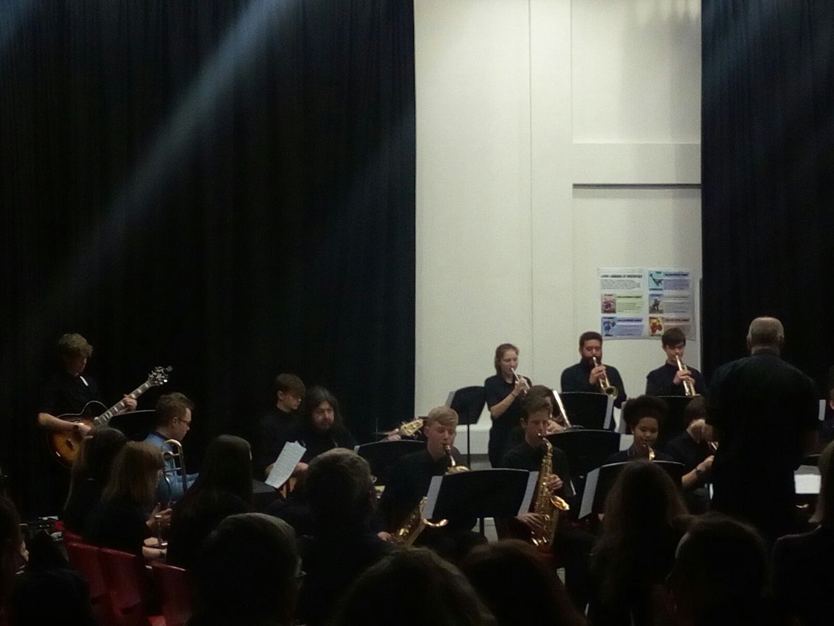 carole_fogg's tweet photo. Fantastic concert from Hampshire Jazz Centre this afternoon, thanks Mr Riches and all your gang for giving the kids an amazing opportunity 😁@hantsmusichub @BrookfieldSch https://t.co/i29hOXBeMY