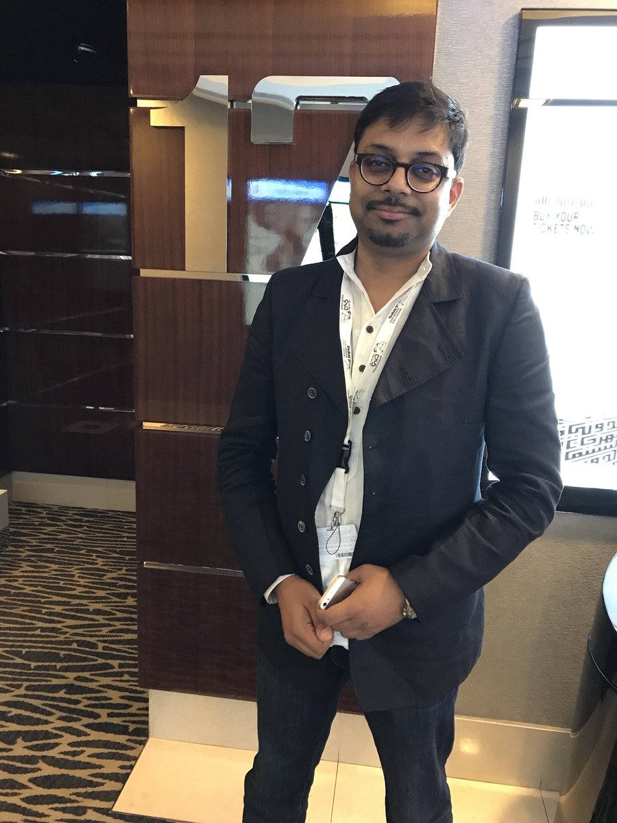 himanshu_A_M's tweet image. Screening time’ @inDshadowsfilm with @dipeshjainfilm @BajpayeeManoj #DIFF17