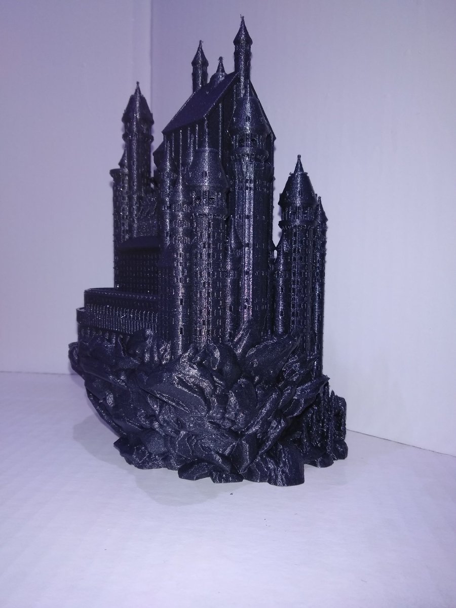 200mm tall, smaller scale castle complete in <a href="/Fillamentum/">Fillamentum.com</a> vertigo grey. 32 hours total.