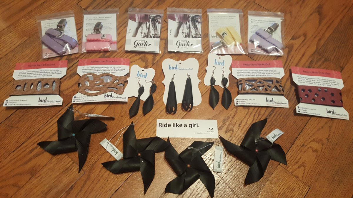 HainsPoint100's tweet image. One week to go! Come out on the 17th and have a chance to ride away with a @chkybird bracelet, skirt garter, earrings or ornament! Come join us &amp;amp; support @WABADC Women &amp;amp; Bicycles Program! HainsPoint100.com  #hp100 #ridelikeagirl #bikedc