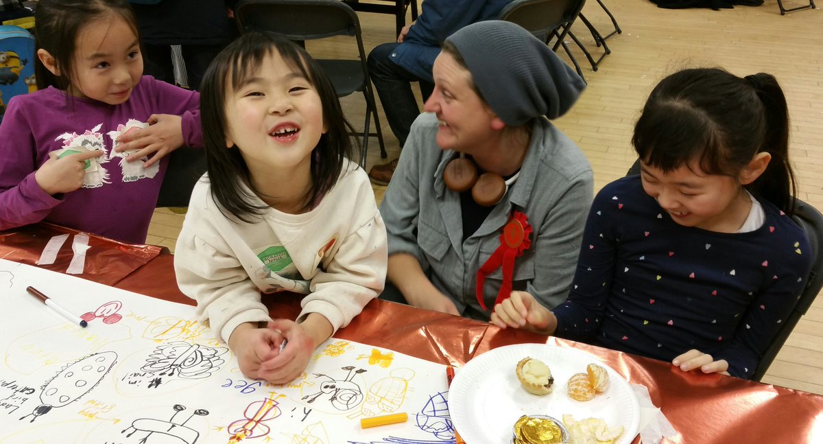 Huckelberri1's tweet image. Merry Christmas #Catford :) @6artslondon1