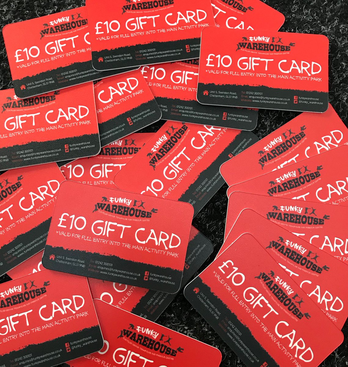Funky_warehouse's tweet photo. Looking for that perfect Christmas present? #funkywarehouse gift cards are available at reception Β£10 with no expiry date and redeemable against all sessions #trampolines #ninjawarrior #parkour #battlebeam #familyfun #Cheltenham #christmas https://t.co/VDqQBsM9d0