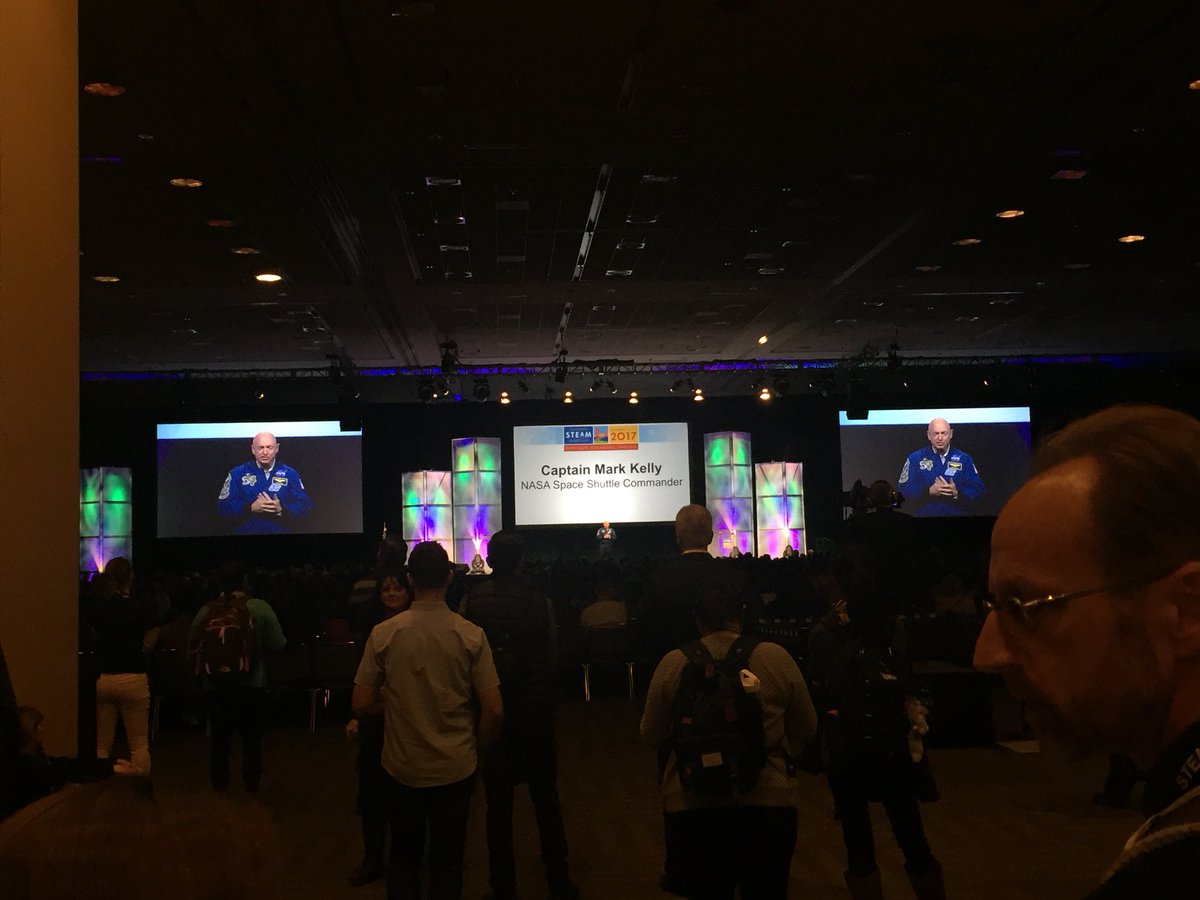 🤩 @ShuttleCDRKelly at #CASTEAM17