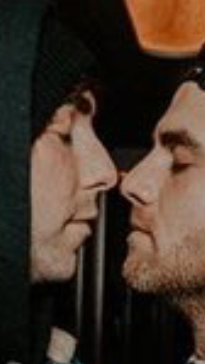 lazarusgroup55's tweet image. how close I am to flipping a table and screaming - G