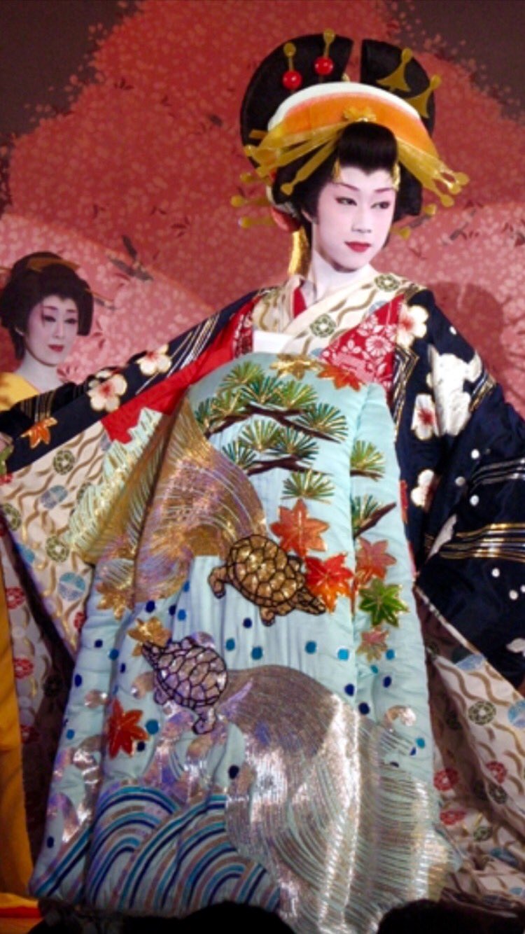 大衆演劇衣装フード❗️大幅に値下げしました あとりえ汐栞(しおり) 大衆演劇 大衆演劇衣装 舞台衣装