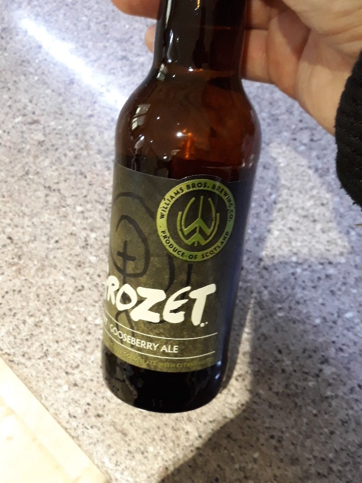 AlexExile10's tweet photo. This gooseberry ale is gorgeous @Williamsbrewery ππ #grozet https://t.co/skanPRD2W3