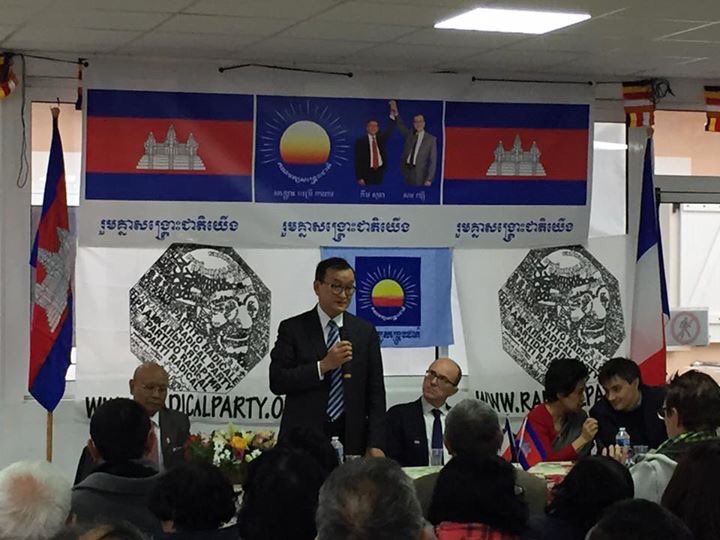 GlobalCRL's tweet photo. We celebrated #HumanRightsDay in Lyon #France with @RainsySam @AndreGattolin @Matteo_Angioli @PartitoRadicale and the Cambodian community of Europe to demand that the #ruleoflaw be restored in #Cambodia https://t.co/WKYBdrraly