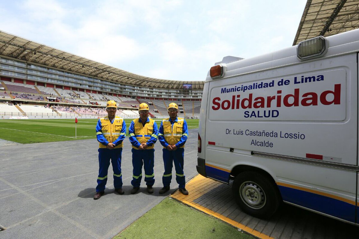 HospSolidaridad's tweet photo. #CopaPeru2017
Hemos puesto a disposición del público un Tópico de Urgencias ubicado en la Tribuna Occidente del #EstadioNacional y 2 ambulancias para atender cualquier #emergencia. https://t.co/HVHxc8up7s
