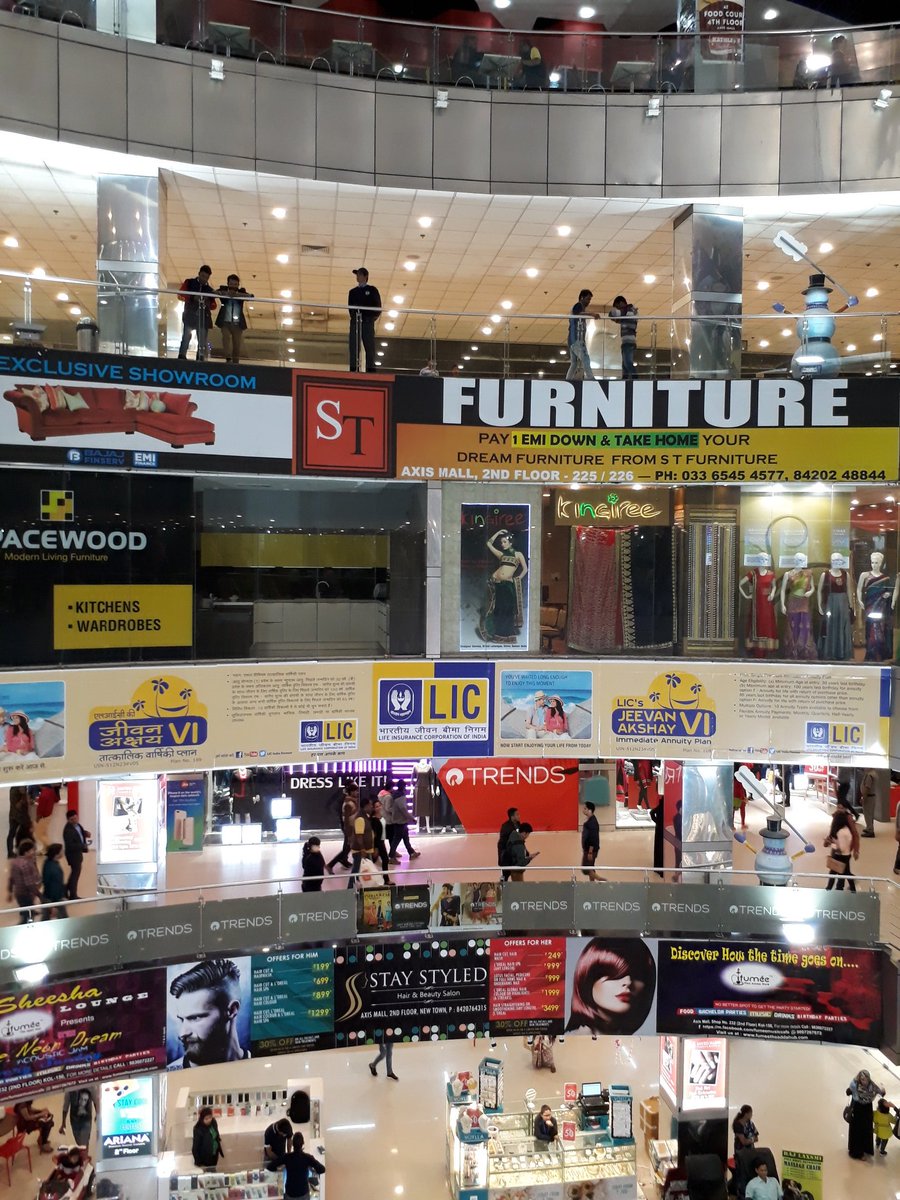 TheSuroOfficial's tweet photo. Today I have visited #Axismall in #Rajarhat #Kolkata Some of those pictures was uploaded here.. 😎 https://t.co/wbM0WVH3se