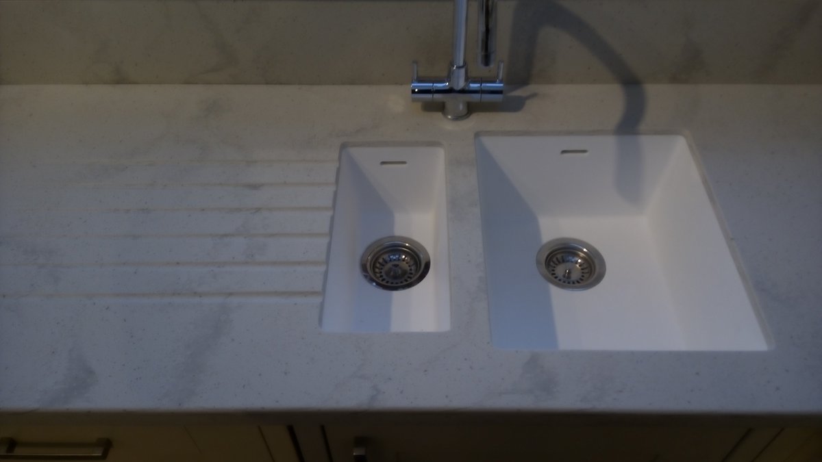 RO_Surfaces's tweet photo. A few from this week some HIMACS with intergrated sinks, some Mistral 25mm with sharksnose profile and some Staron from the Supreme range @Karonia_Ltd @HIMACSUK @BlackheathP #worktops #NewcastleUponTyne #fabricators #cantwaitforxmas https://t.co/7trsPamonI