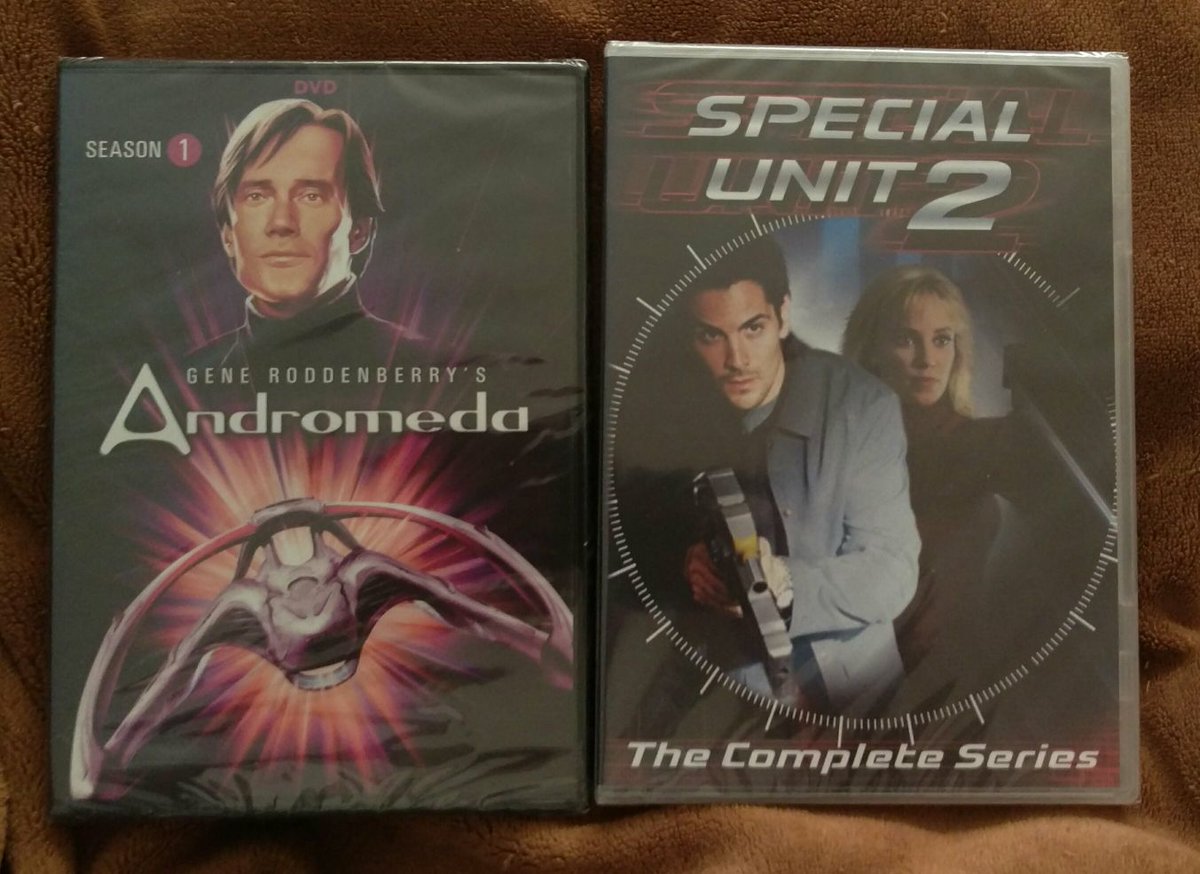 From the mailbox : #SpecialUnit2 (CBS) and #Andromeda  season 1. @sliceofscifi #Comet channel is running many old series. Bet SU2 is in rights hell. 🤔🔥👿
