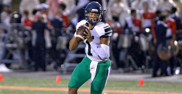 The Early Signing Period is 10 days away. @SWiltfong247 has 10 key storylines to watch, including the big one: Does Justin Fields sign? 247sports.com/Article/247Spo…