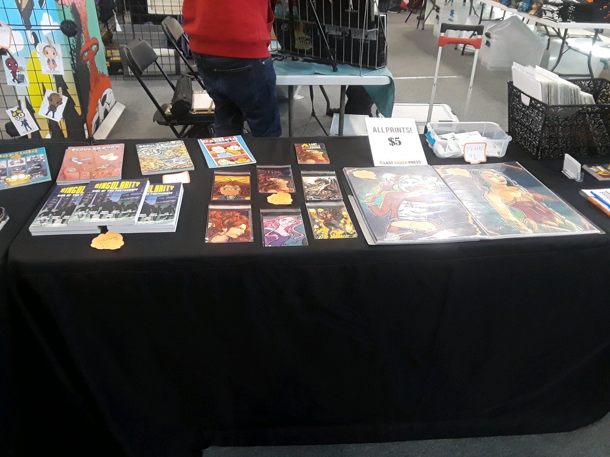 LastEmberPress's tweet photo. Last Day For #ShreveCon2017 If You're In The #Shreveport  Area Pop By #ShreveCon Table 37 Today, Meet @brantfowler &amp; @hueville  &amp; Grab The Hottest Titles #FaerieStories #PneumaticCases #FiresTales #CelestialFalcon #TheLastEmber #Prints &amp; More! #MakingComics #IndieComics https://t.co/hdxbxarlS9
