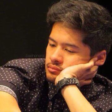 teamalexftw_'s tweet photo. Watch na ng Smaller and Smaller Circles bago pa sya maging sad ng ganitey.❤ https://t.co/QziJrbfBUn