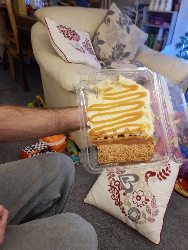 comwealthauto's tweet image. No racing so cheese cake time