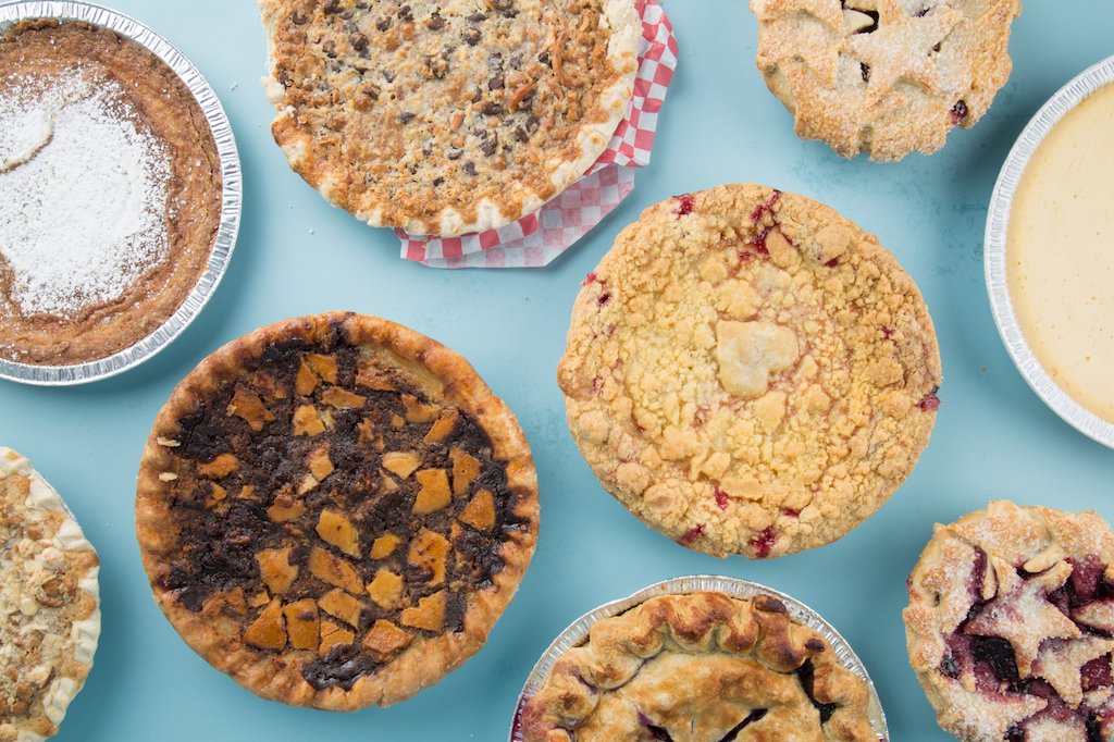 Eater's tweet photo. Not sure what to give your friend for the holidays? Eater's gift guide newsletter will help you find the right food-centric present. Sign up now https://t.co/3jcJoQQn0c https://t.co/4dfLh4lodR