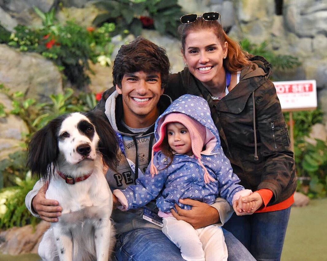 Preciso nem falar que Maria ficou encantada pelo cachorrinho, né? 😍🐶
instagram.com/p/BciSwkTDUEm/