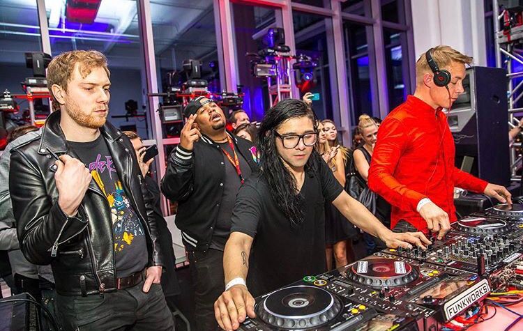 PlayTBeat's tweet photo. Skrillex ❌ Diplo ❌ Nero ❌ Carnage https://t.co/wJiOyEcDz4