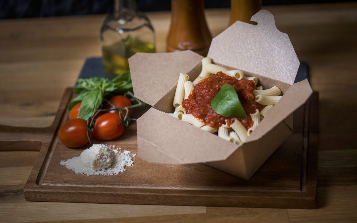 PastaBoxHQ's tweet image. Say arrivederci to January 🍾  and treat yourself! Pop down to @EastPointDublin (Wed), @LunchtimeMarket at Mespil Road Canal (Thur) &amp;amp; Carmanhall Road, Sandyford (Fri). Check out the menu and indulge: pastabox.ie