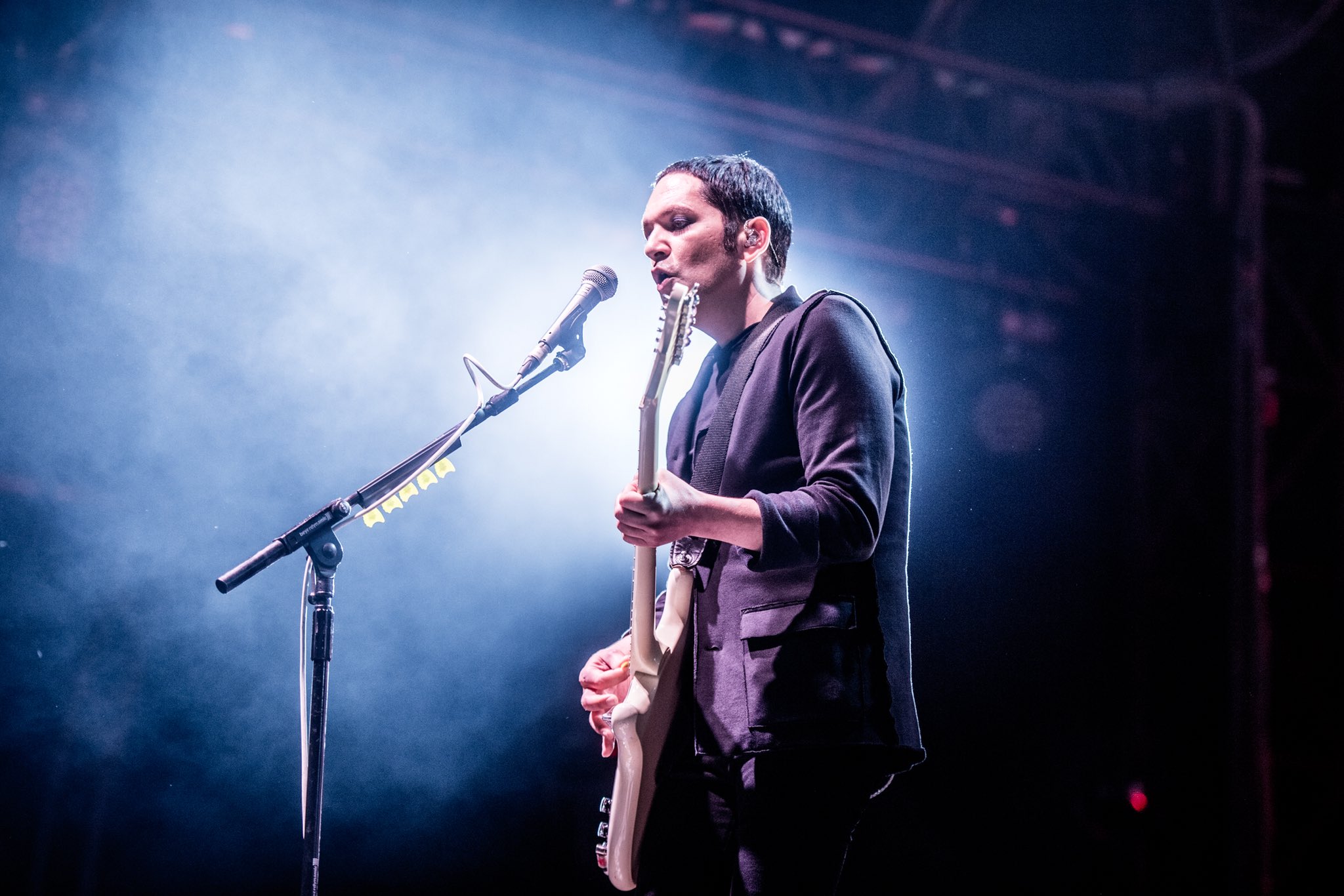 HAPPY BIRTHDAY to Placebo s Brian Molko, who turns 45 today!    