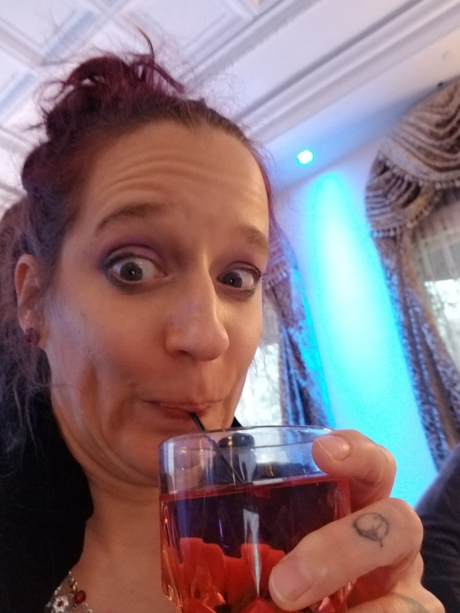 tatugirl's tweet photo. Drink 5 or 6 or 7??!, who's counting lol probably the not what to do for someone on the hypermobility syndrome spectrum but what the hell, you only live once!! Happy Holidays!! #zebraproblems https://t.co/21FxXHMepN