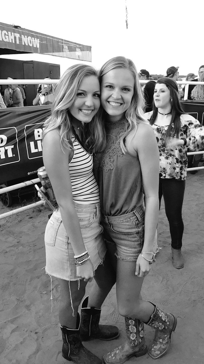 Courtney_Leit55's tweet photo. Wishing this crazy sister of mine the happiest birthday!! Glad I get to spend your day with you even if it is spent in the library🙃 https://t.co/OJJnaVSYPd