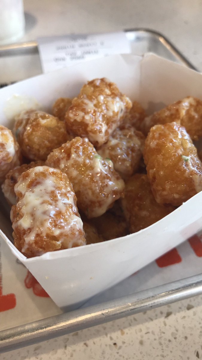 BuiltAlston's tweet image. Our #SundayFunday starting lineup... FREE side of #garlic or #sriracha tots with any #burger takes the win. Last day to take advantage of this special offer!