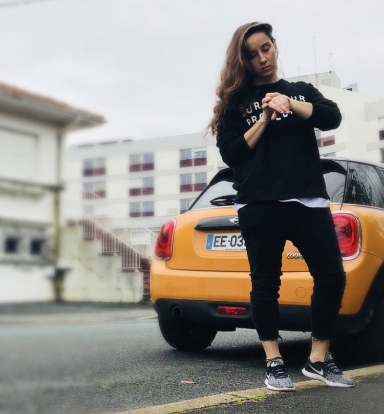 Ch7Menxu's tweet photo. Existe un tiempo para empezar, un tiempo para crecer, un tiempo para ser, un tiempo para marchitarse, un tiempo para partir.
Cada final es un nuevo comienzo.😜⌚️⚓️ #eltiempo #vivir #tenerme #compartir #encontrar #regalar  #sentir #perderlanociondeltiempo #quierete @Ch7Menxu https://t.co/KwVgSFlO4Q