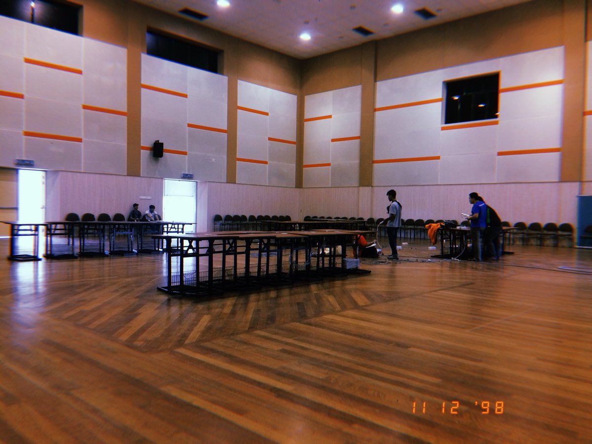 sleepingkebab's tweet photo. Preparation for FYP Showcase !
#FYPShowcase
#FYPicunk
#FYP1718
#ExecuteAsOne https://t.co/6bPrhAbiPn