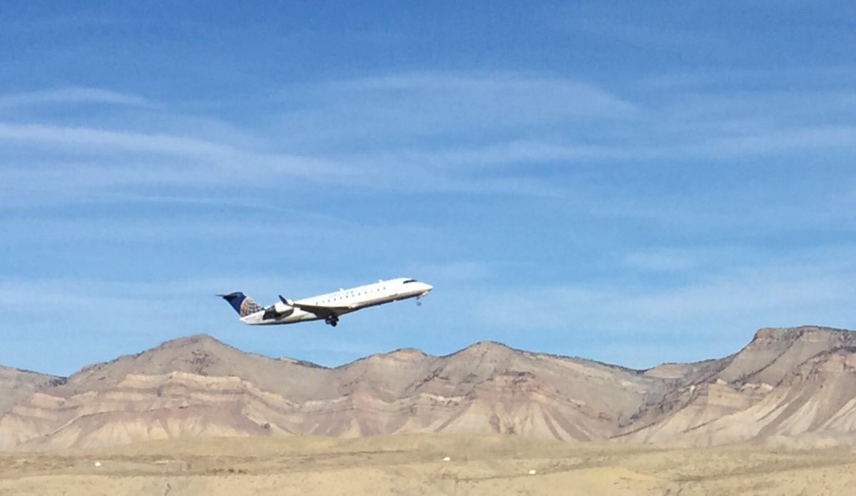 skippya1234's tweet photo. @united @GJAirport https://t.co/5vspw9LWqq